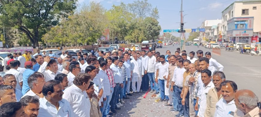 आंजना को कांग्रेस पार्टी की और से अधिकृत प्रत्याशी की बनाए जाने पर  आतिशबाजी